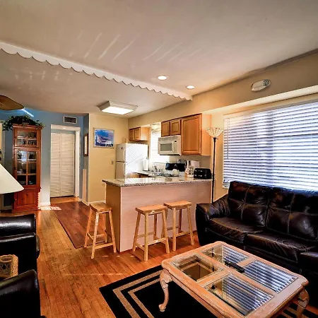 Palm Place 4- Royal Palm 621